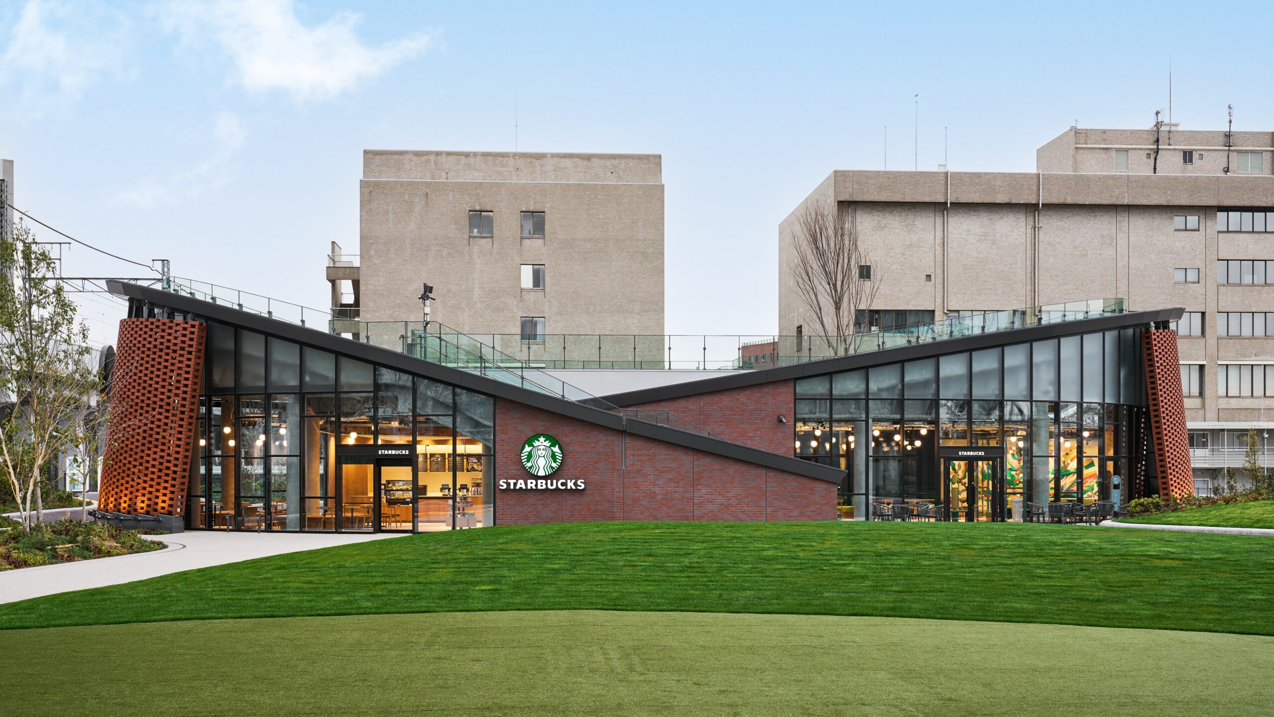 スタバ新店舗が大井町にオープン、愛犬と過ごせる空間も